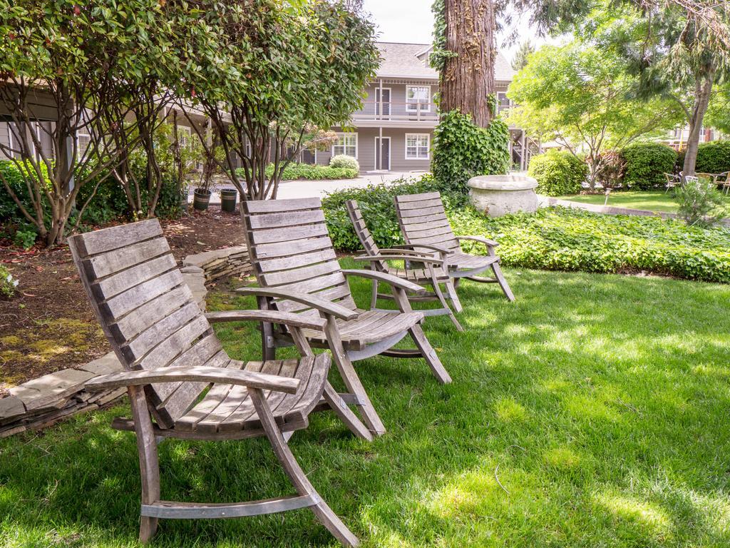 Wine Country Inn Джексонвилл Экстерьер фото